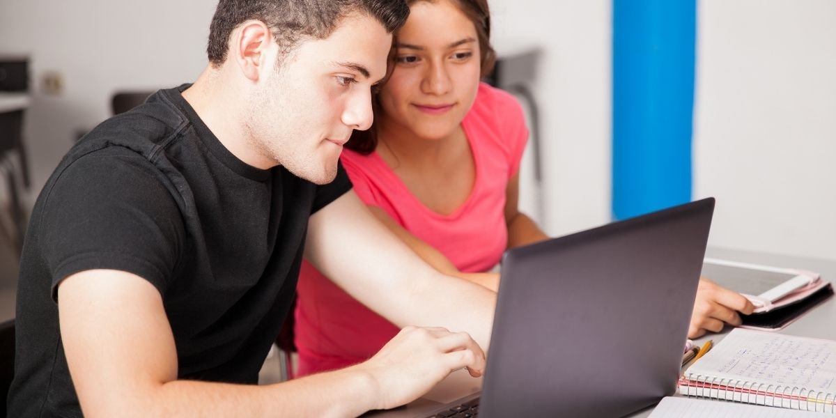 Espanha o destino ideal para impulsionar o seu futuro académico