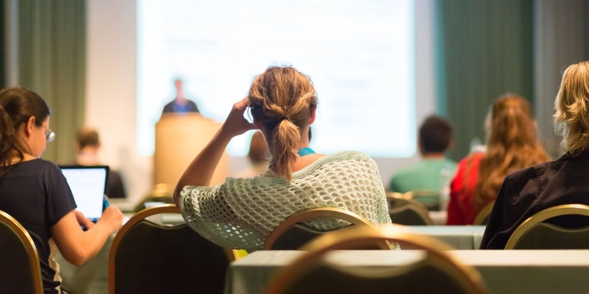 Os programas académicos das universidades de medicina em Espanha