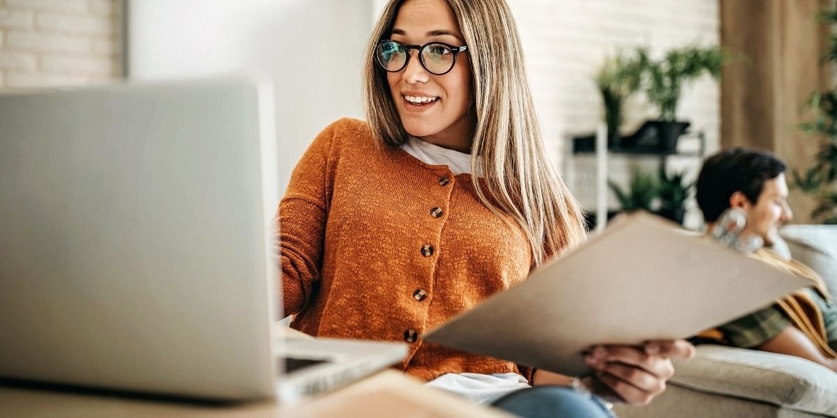 estudiar en españa siendo argentino - revision de documentos