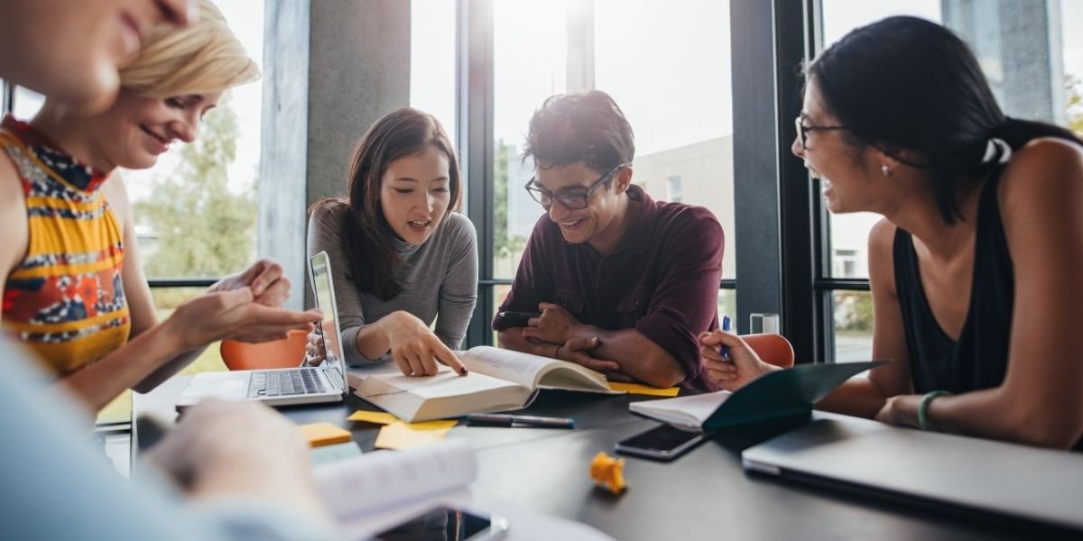 Faculdade de Medicina em Salamanca - Uma história que respira tradição e excelência