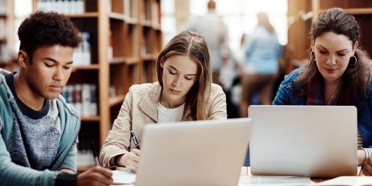 Quais os fatores que tornam Espanha o destino ideal para estudantes estrangeiros
