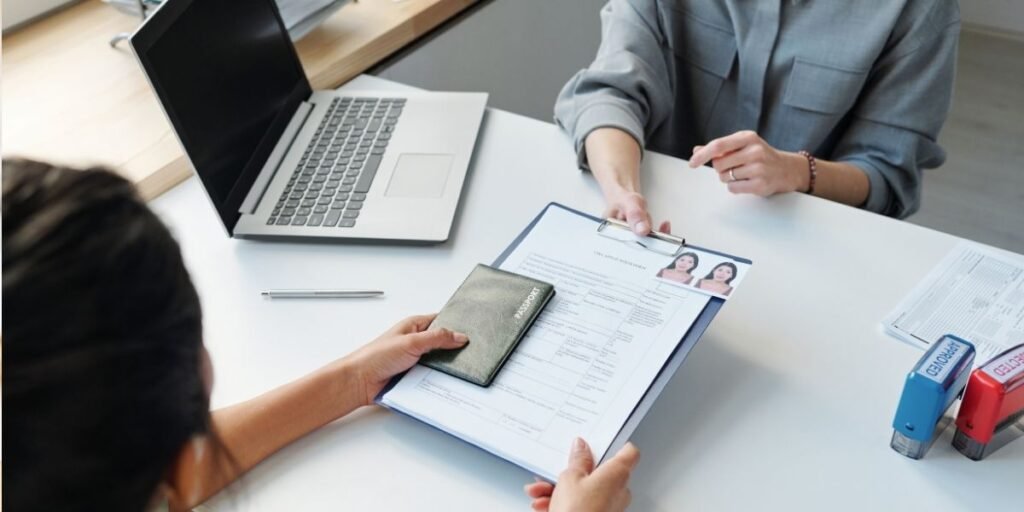 gestión de documentos para estudiar en España siendo mexicano