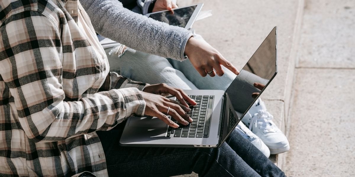 Faculdade na Espanha para brasileiros - Requisitos de admissão