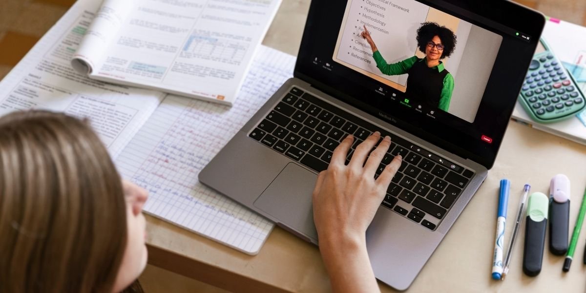 Rumo a Entrar na Faculdade em Espanha