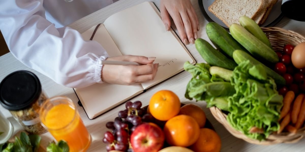 Dietética e Nutrição vs Ciências da Nutrição Opções para estudar estes cursos