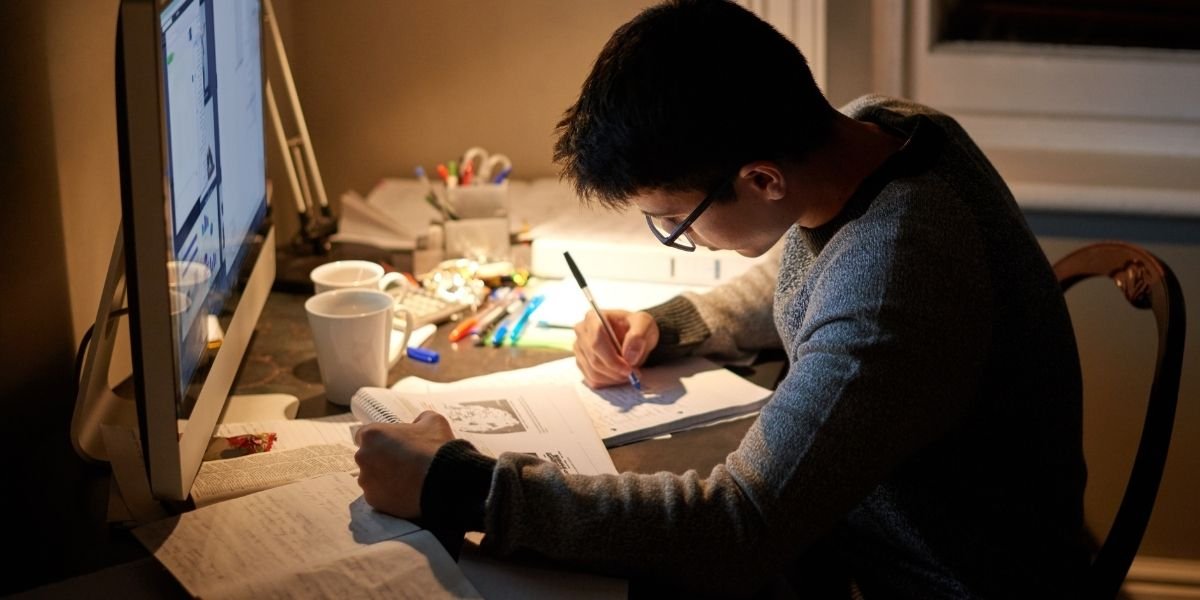 Cómo podemos ayudarte a estudiar en España siendo extranjero