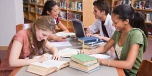 Descobre o que Santander, Espanha, oferece aos estudantes internacionais