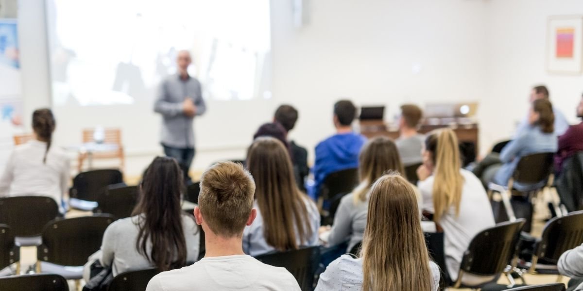estudiar medicina en valencia