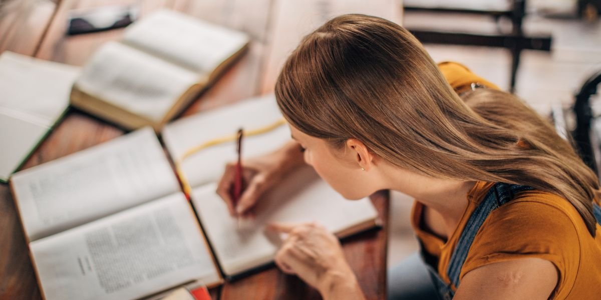 Guía completa para estudiar odontología en España